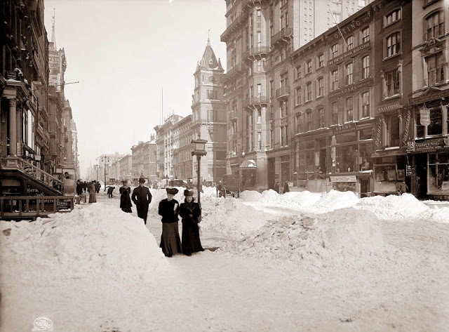 Snowy New York 1900's