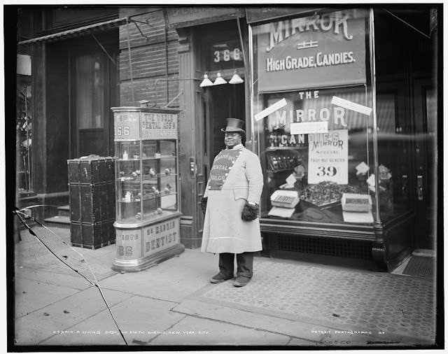 34th Street and 5th Avenue, 1900s