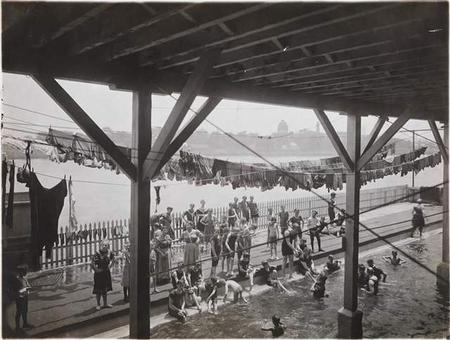 East River with Welfare Island in the background, 1910