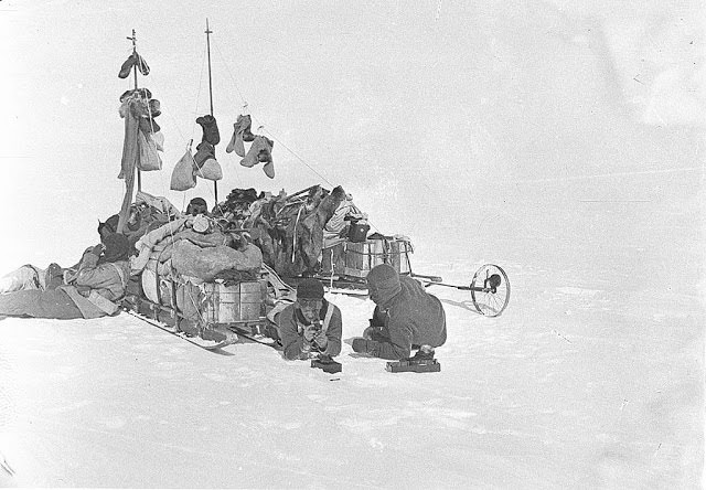 Bob Bage and J. Hunter at 65 miles south, 1912