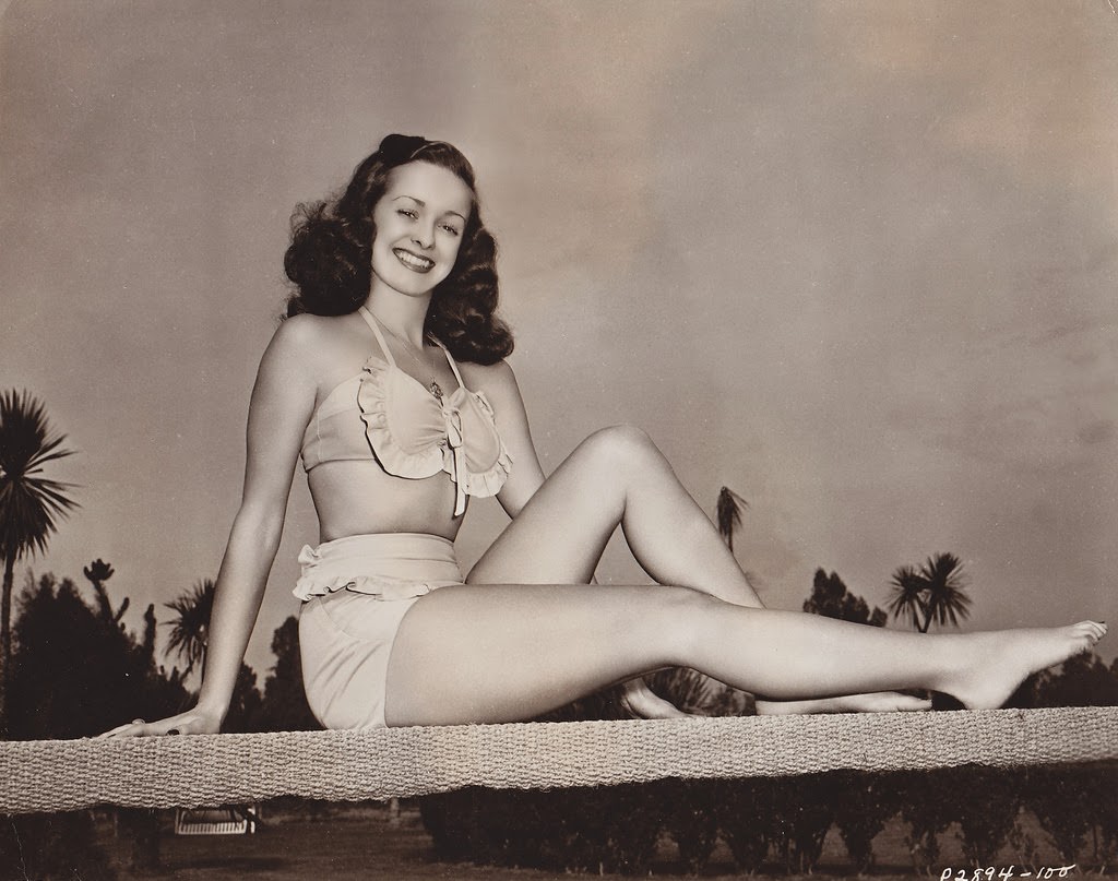 Noel Neill, 1944