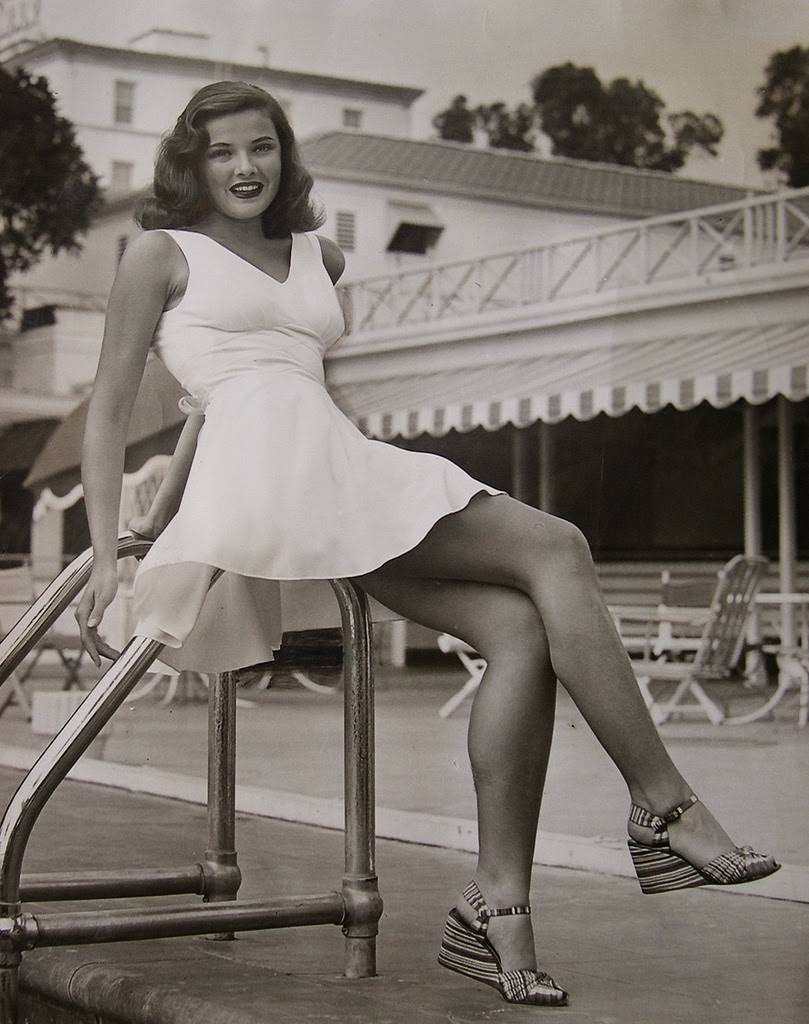 Gene Tierney, 1943