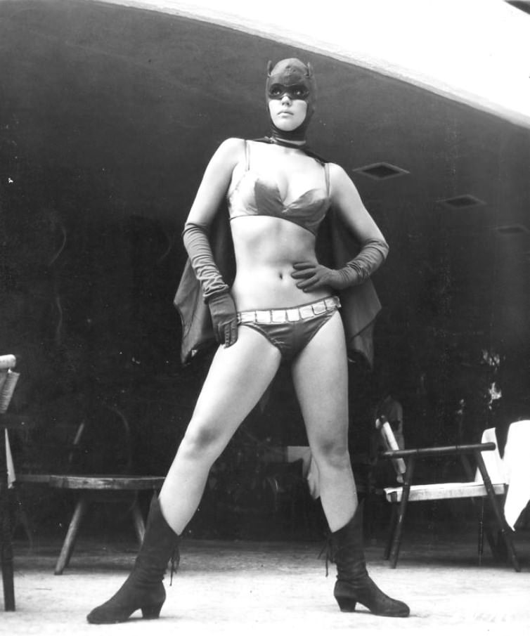 Maura Monti during the making of the Mexican film "La Mujer Murcielago" ("The Batwoman"), 1968