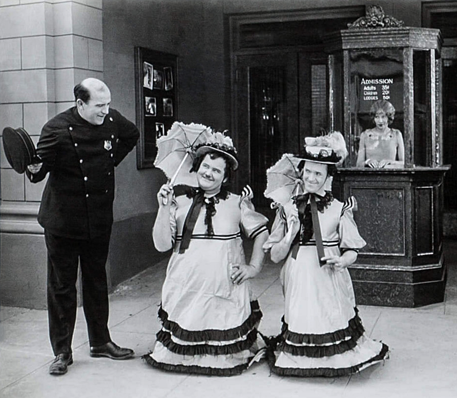 Harold Lloyd filming the clock scene from “Safety Last”, 1923