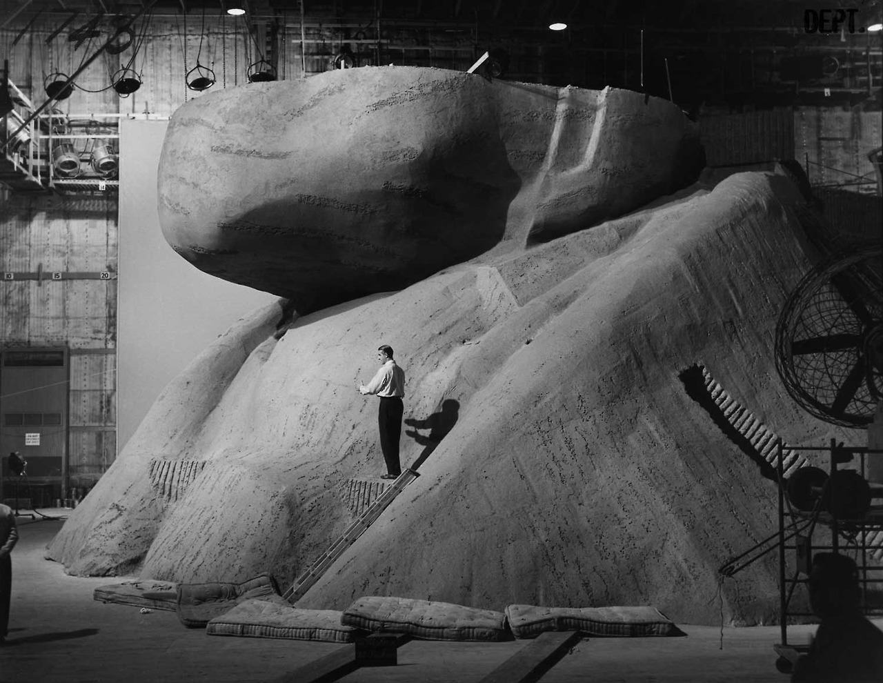 The Mount Rushmore set during in the making of “North by Northwest”, 1959