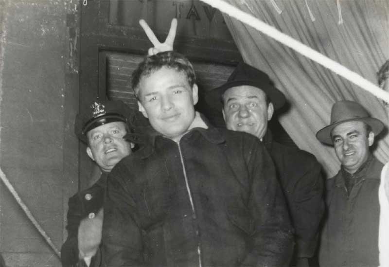 Marlon Brando and Karl Malden during the filming of "On the Waterfront", 1954