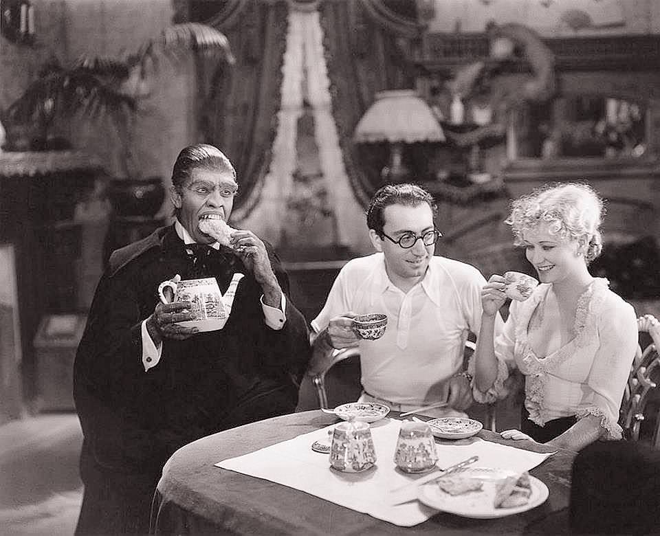 Frederic March, director Rouben Mamoulian and Miriam Hopkins behind the scenes during the filming of “Dr. Jekyll and Mr. Hyde”, 1931