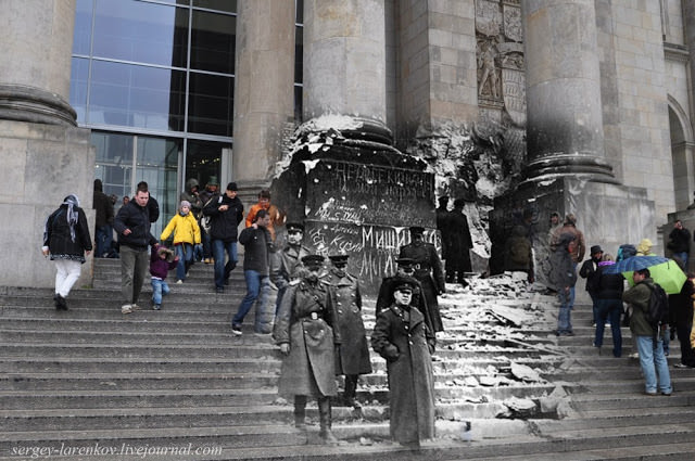 50+ Then And Now Photos Of Berlin During WWII And Today