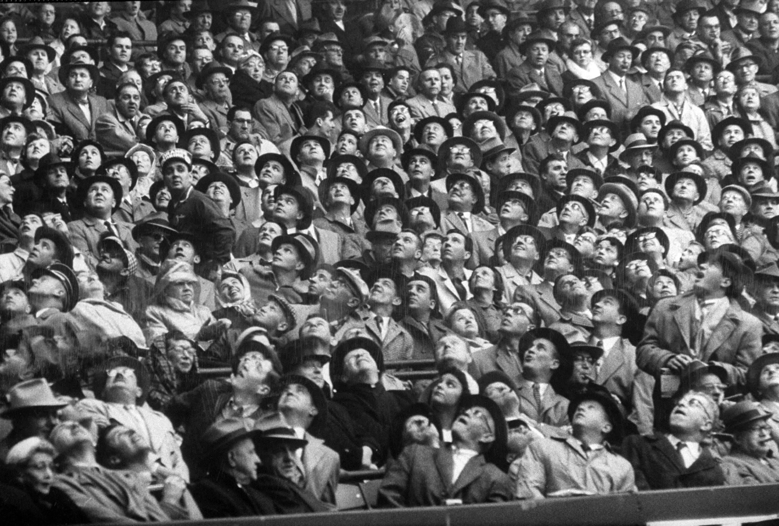 Fans at the opening day of baseball, Milwaukee, 1957