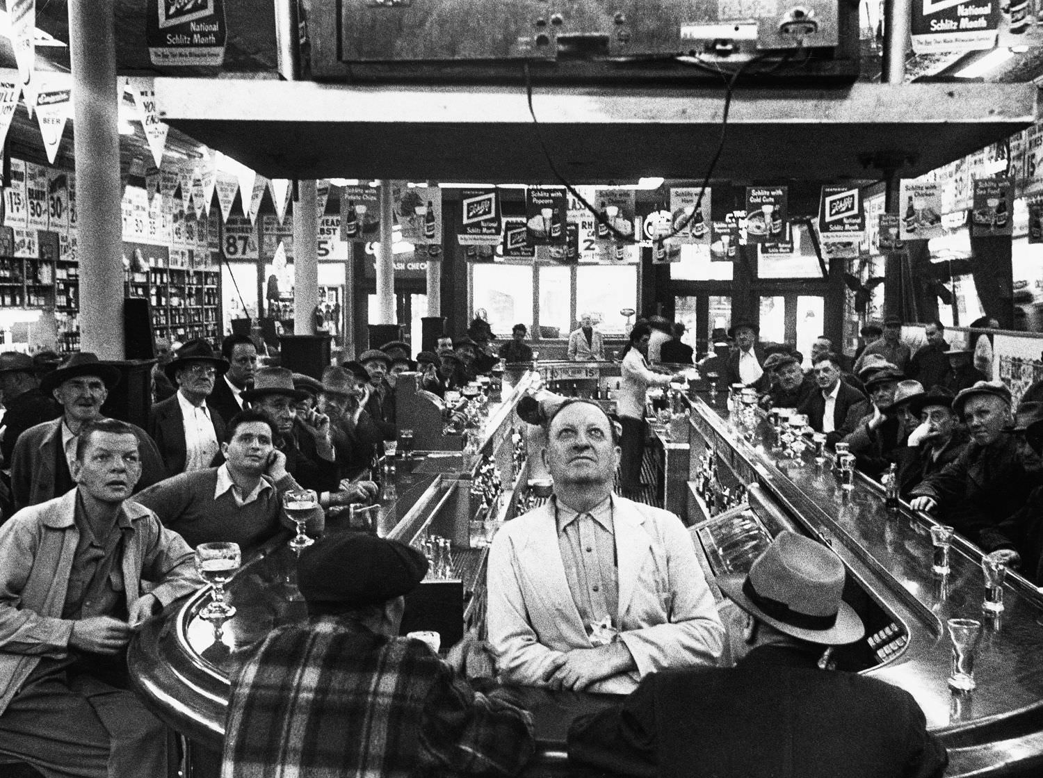 A rapt audience in a Chicago bar watches the 1952 Subway Series between the Yankees and Dodgers in 1952. New York won in seven games.