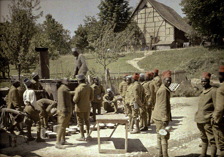 Group of Senegalese soldiers during the hour of rest. France, 1917