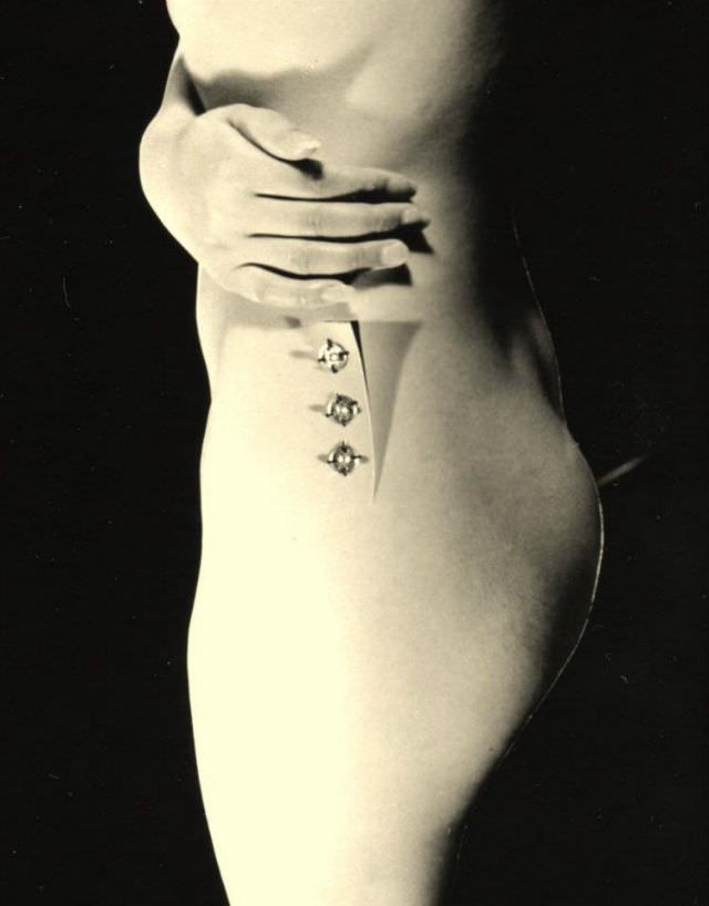 A photograph by Kansuke Yamamoto, 1950