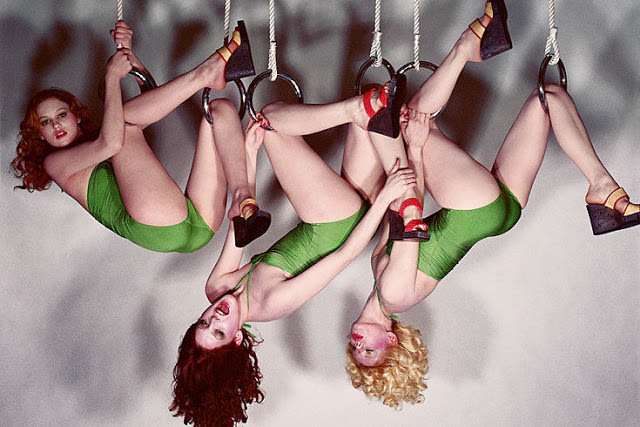 Spectacular Hypnotic & Surreal Fashion Photography by Guy Bourdin (50+ Photos)