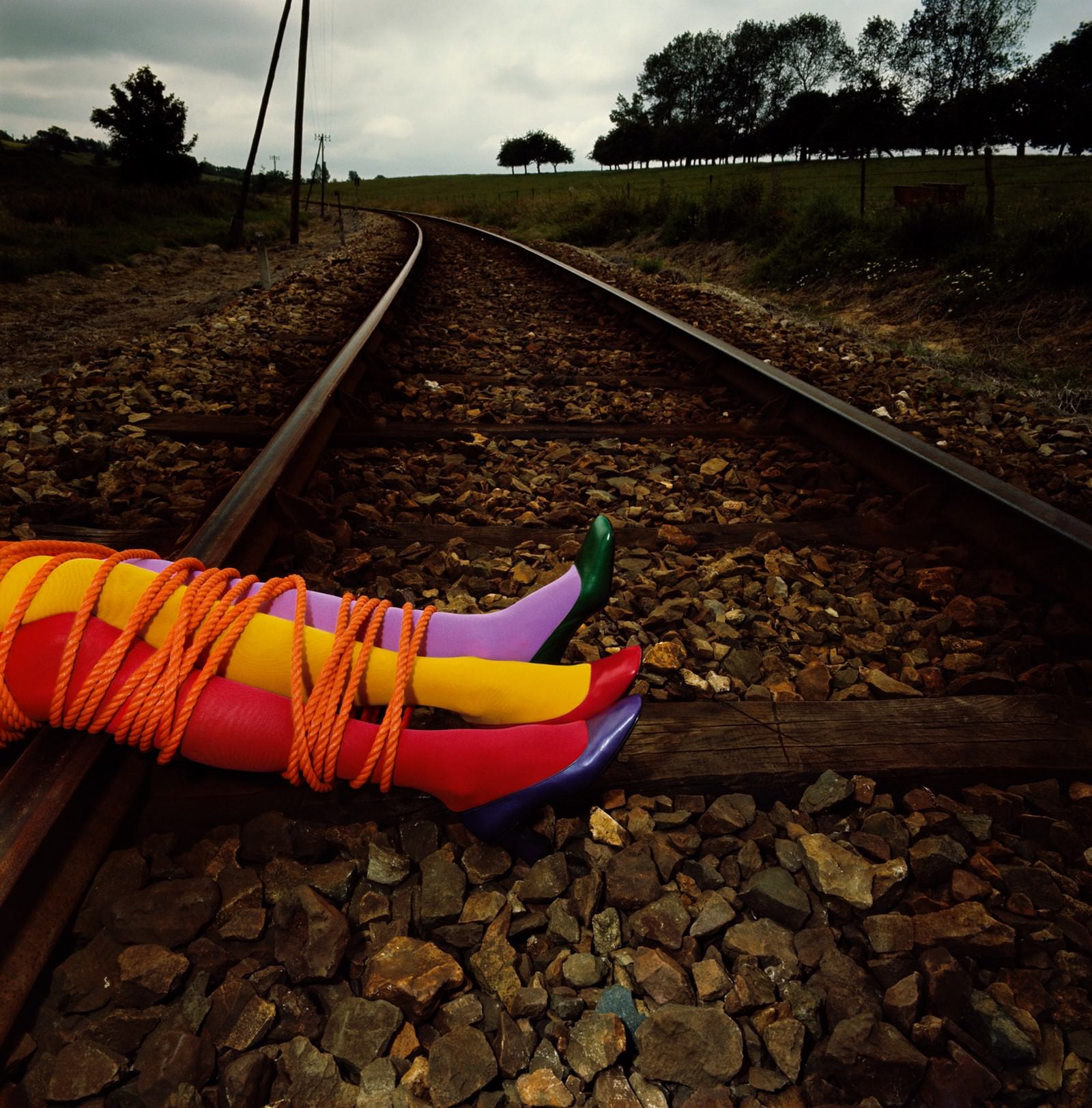 Spectacular Hypnotic & Surreal Fashion Photography by Guy Bourdin (50+ Photos)