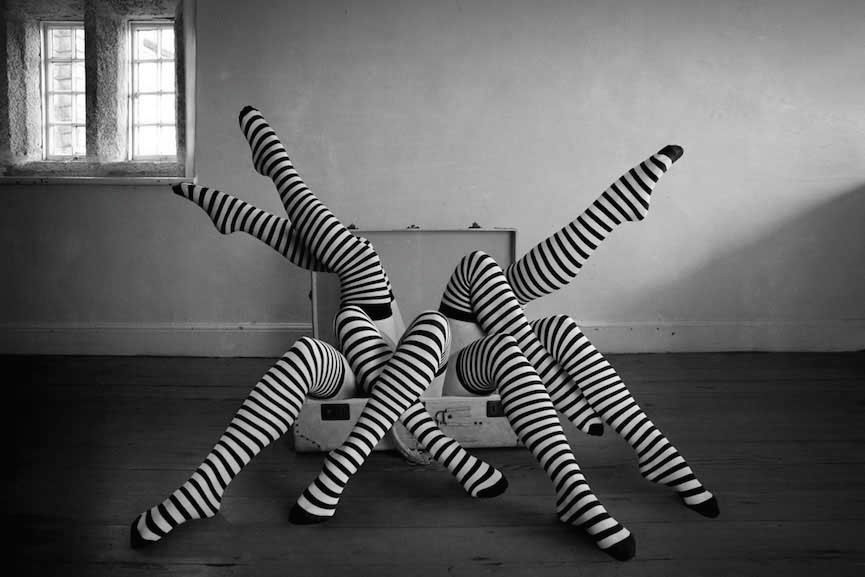 Spectacular Hypnotic & Surreal Fashion Photography by Guy Bourdin (50+ Photos)