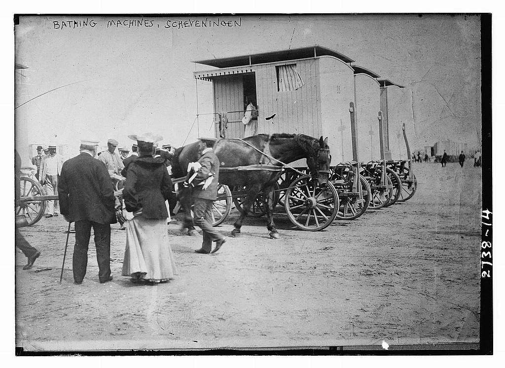 Going Swimming On Wheels: 50+ Historic Photos Of Bathing Machines From Victorian Era