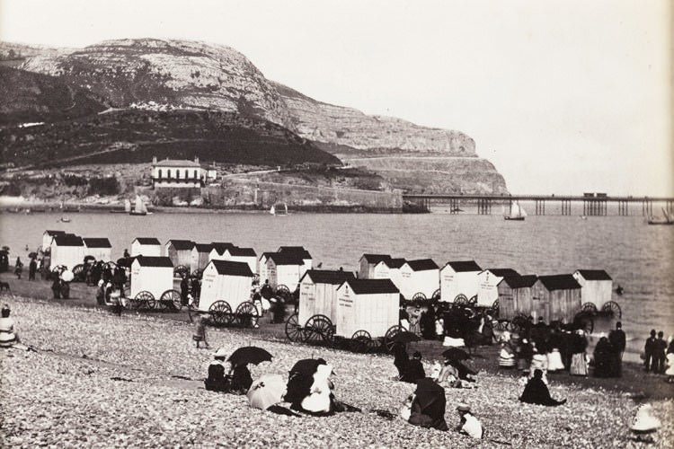 Going Swimming On Wheels: 50+ Historic Photos Of Bathing Machines From Victorian Era