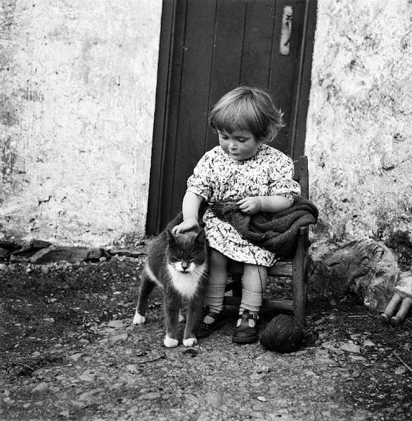 Cat With Little Chrissie Cheyne, 1930s