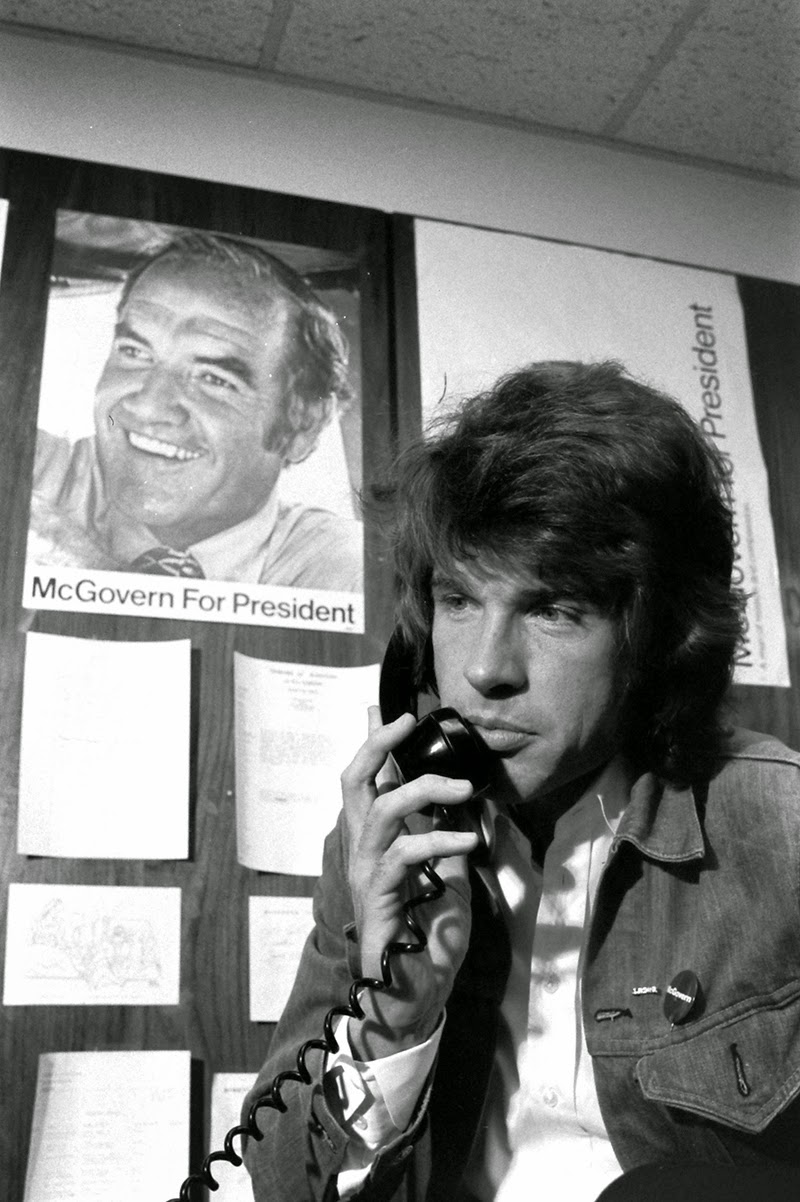 Warren Beatty on the telephone, 1972