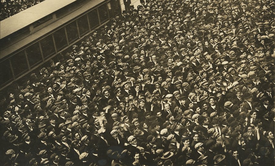 50+ Vintage Photos Of Crazy Baseball Fans From The Past
