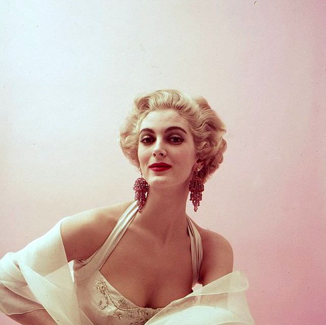 Carmen Dell' Orefice in gown by Lanvin-Castillo, 1954.