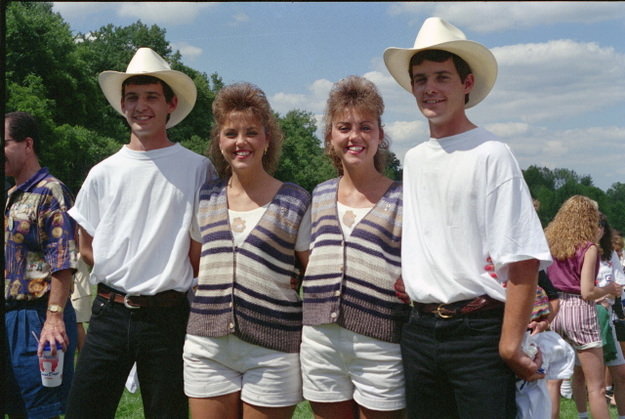 Twins from Ohio festival called Twins Day, 1990s