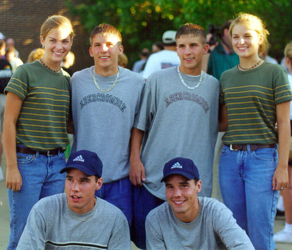 Twins from Ohio festival called Twins Day, 1990s