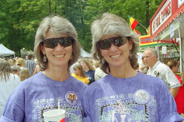 Twins from Ohio festival called Twins Day, 1990s