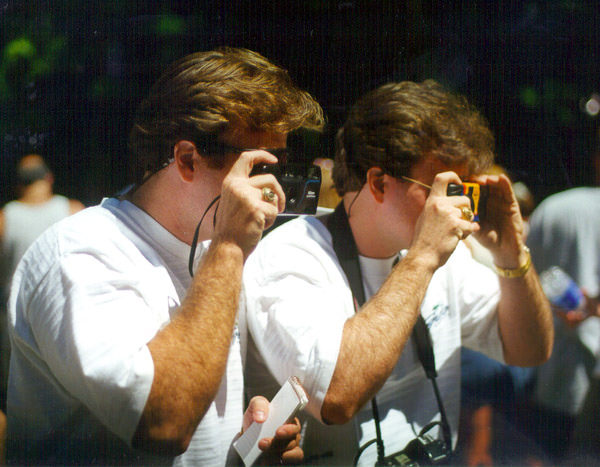 Twins from Ohio festival called Twins Day, 1990s