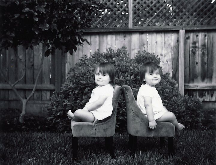 The Other Half: 50+ Cool Twin Photographs From 20th Century