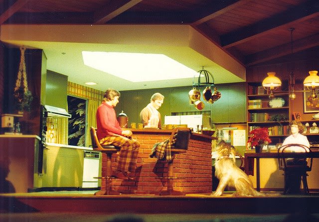 50+ Fascinating Color Photos Of Disneyland From 1970s