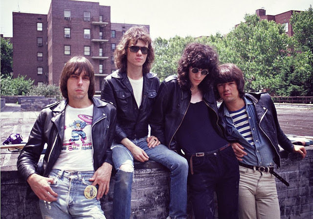 Ramones, 1975