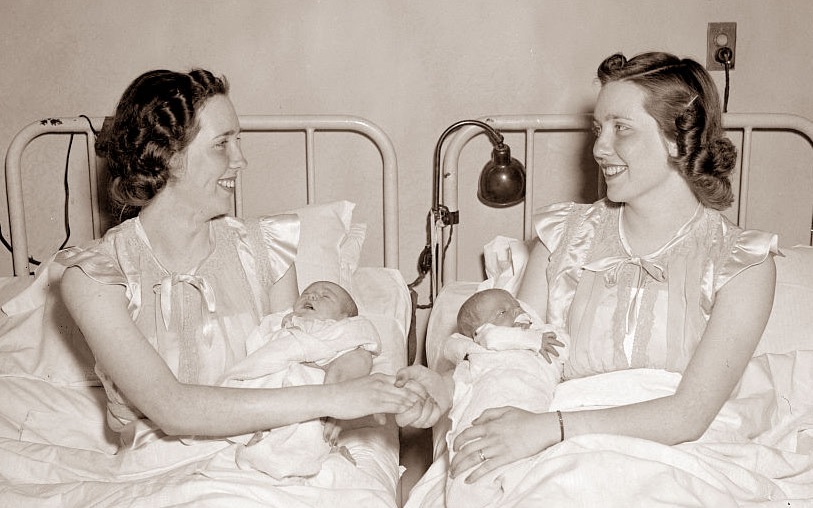 The Other Half: 50+ Cool Twin Photographs From 20th Century