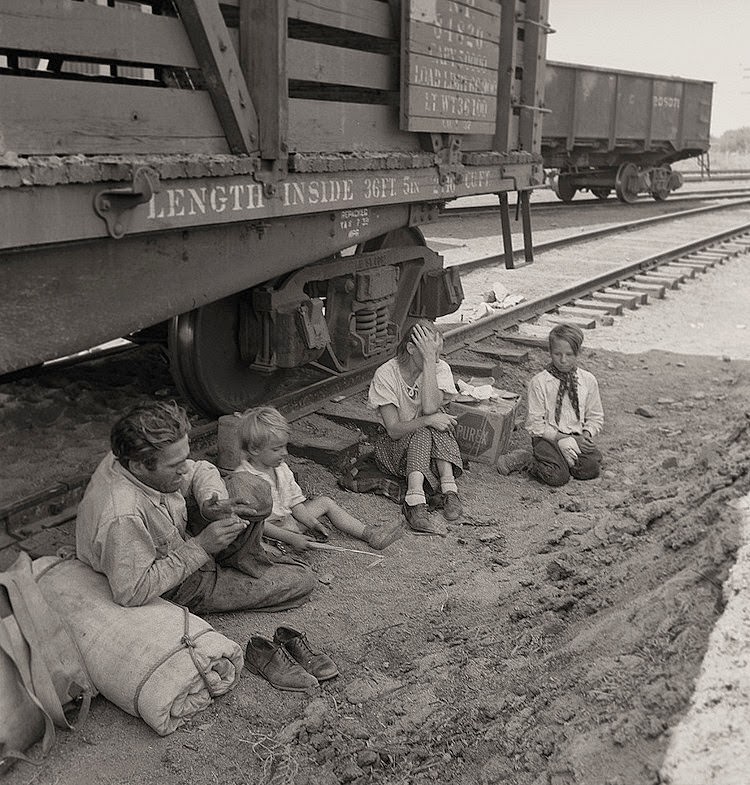 Family who traveled by freight train. Washington, Toppenish, Yakima Valley