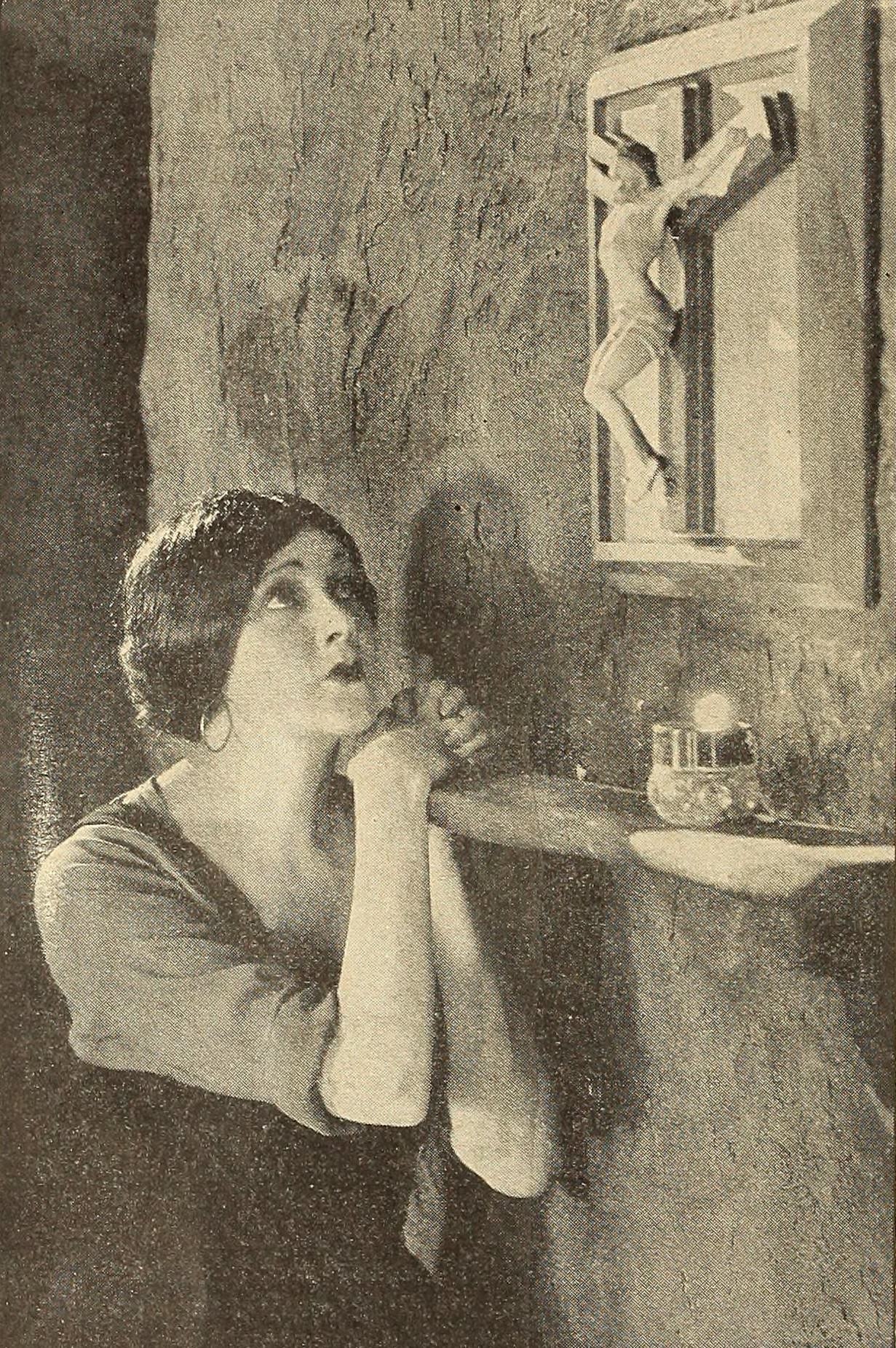 Barbara La Marr in Thy Name Is Woman", 1924