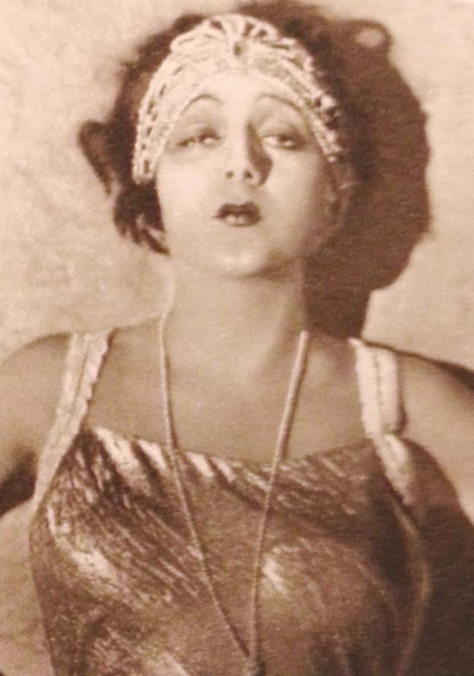 Barbara La Marr in "Sandra", 192