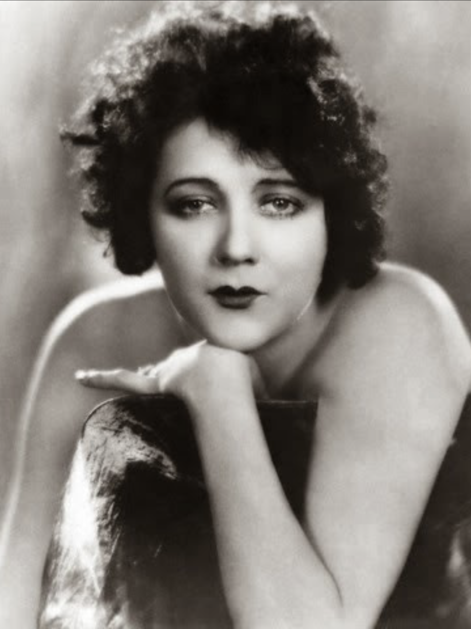 Barbara La Marr, 1923