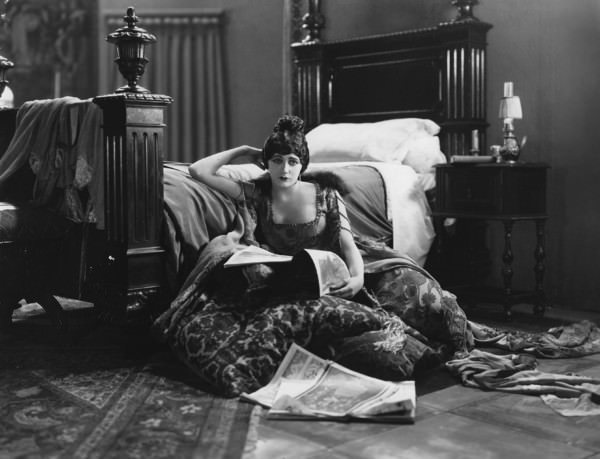Barbara La Marr in "Prisoner of Zenda", 1922