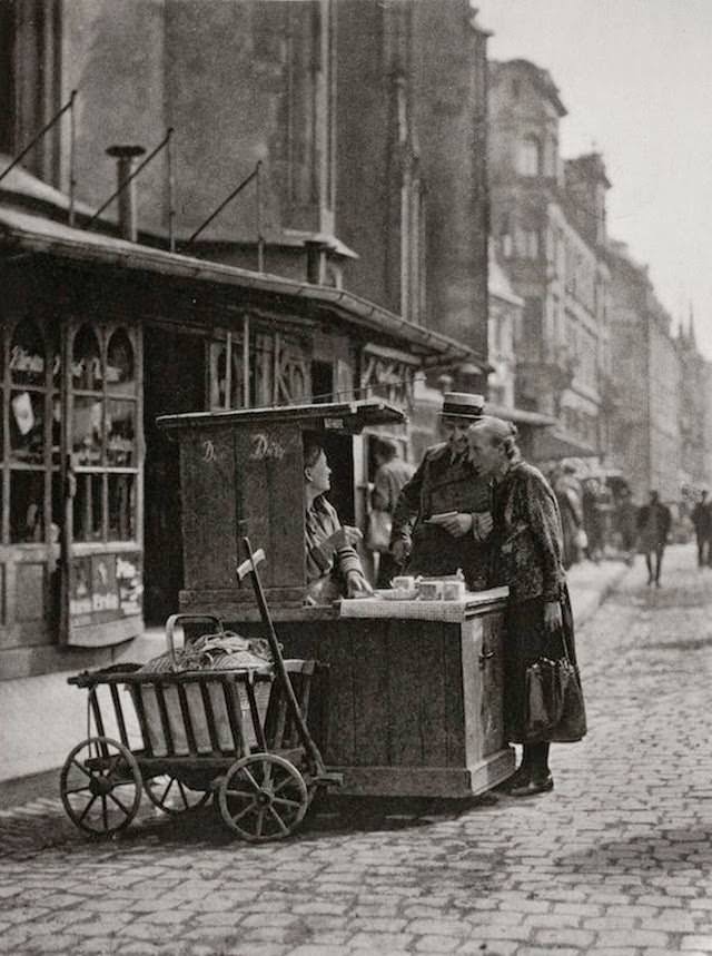 Street scene, Berlin, 1928.