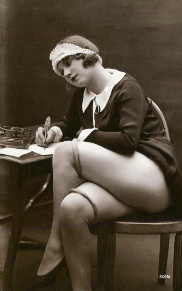 Vintage Sensual Maids: 50+ Provocative Photos Of Naughty Flappers From The 1920s