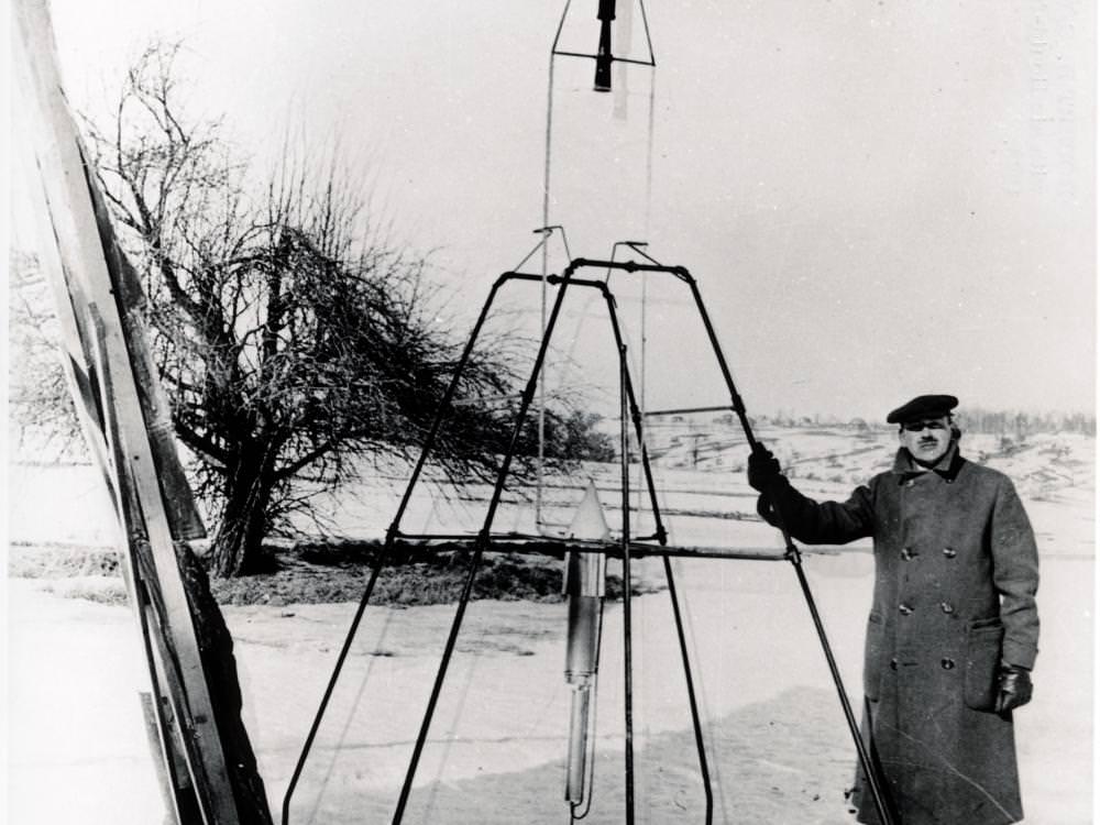 Rakéta (1926) Robert Goddard