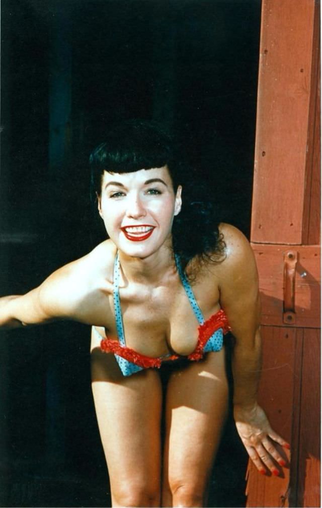 Queen of Pinups: 50+ Fascinating Photos Of Bettie Page