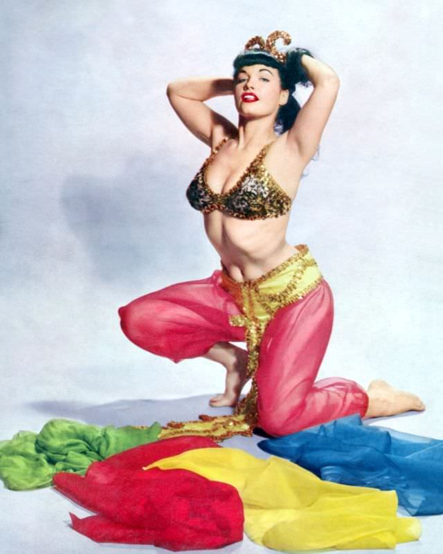 Queen of Pinups: 50+ Fascinating Photos Of Bettie Page