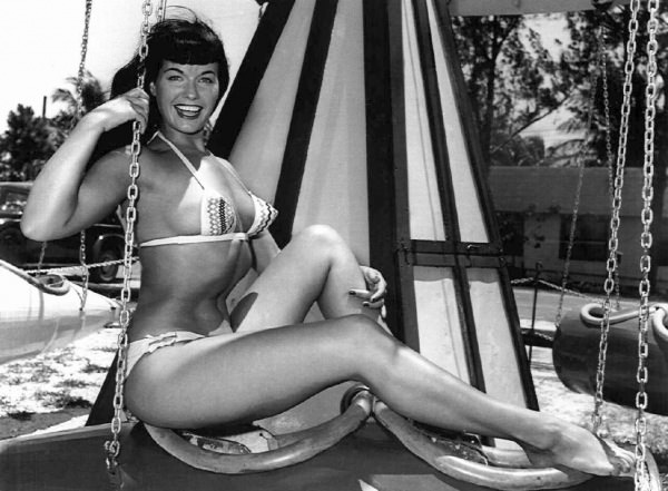 Queen of Pinups: 50+ Fascinating Photos Of Bettie Page