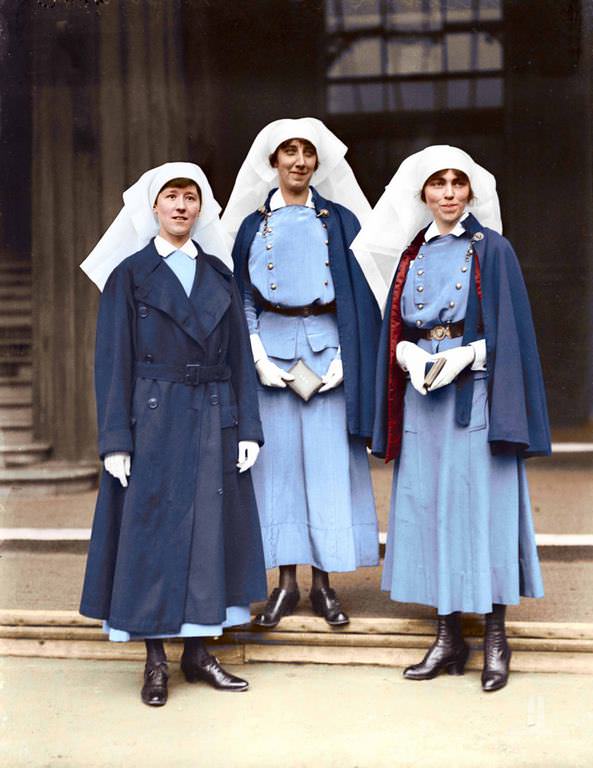 Left to right nursing sister Mowat, Mcnichol and Guilbert