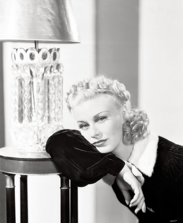 Timeless Beauty: 50+ Glamorous Photos Of Ginger Rogers In The 1930s