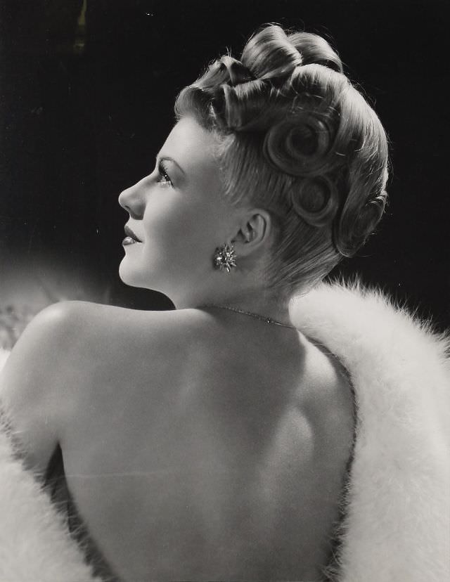 Timeless Beauty: 50+ Glamorous Photos Of Ginger Rogers In The 1930s