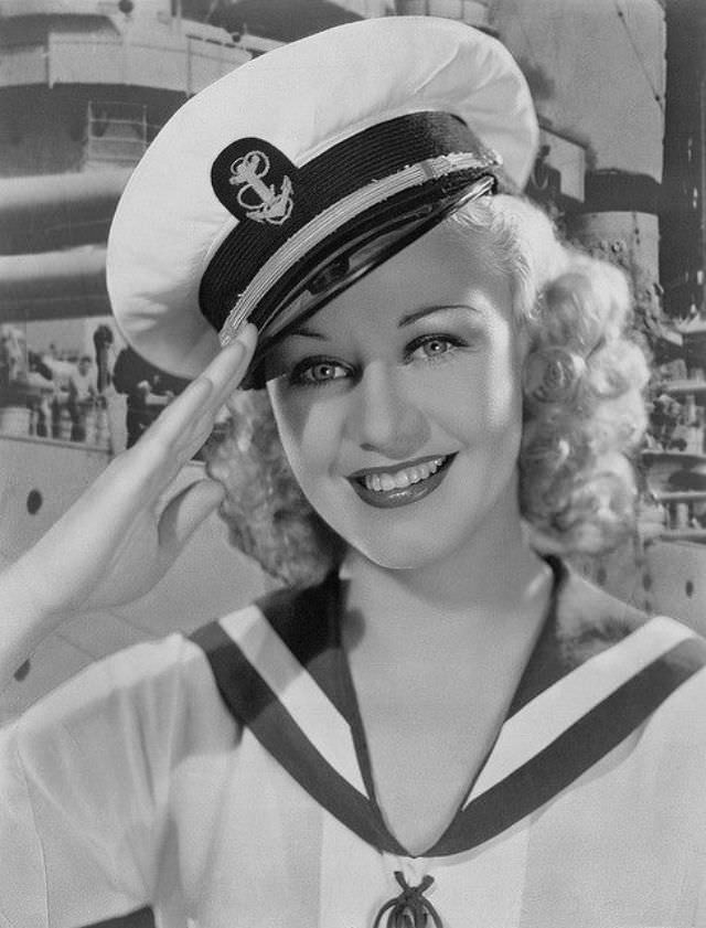 Timeless Beauty: 50+ Glamorous Photos Of Ginger Rogers In The 1930s