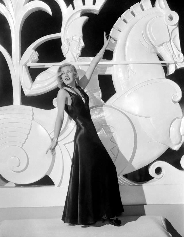 Timeless Beauty: 50+ Glamorous Photos Of Ginger Rogers In The 1930s