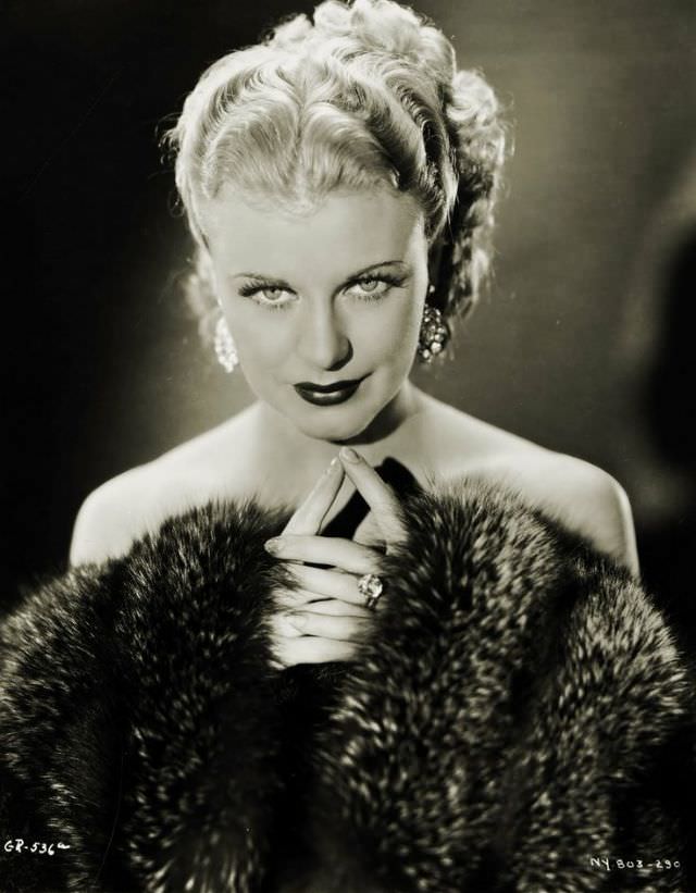 Timeless Beauty: 50+ Glamorous Photos Of Ginger Rogers In The 1930s